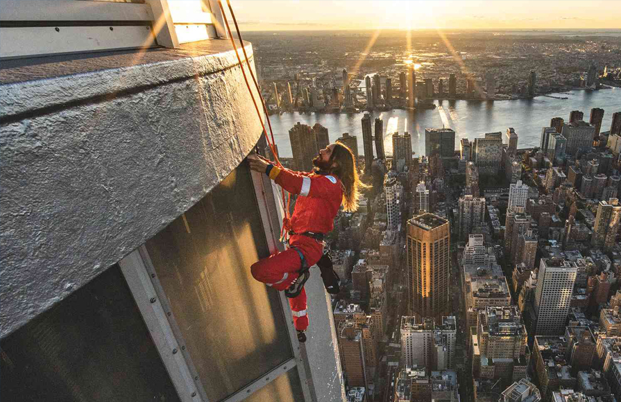 Jared Leto’s historic climb to the top of Empire State Building